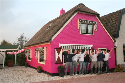 Warm en gezellig interieur met doordacht kleurgebruik - modern design met zachte tinten